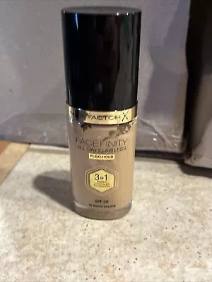 MAX FACTOR Facefinity 3in1 All Day Flawless Foundation 30ml SPF20 Warm Golden • $19.95