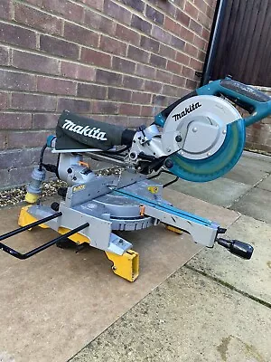 Makita LS0815FL GBA 110V 216mm Sliding Mitre Saw With Laser & Light Works Well • £180