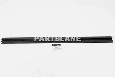 Mitsubishi Outlander OEM Genuine Front Door Belt Weatherstrip Inner 5727A258 • $21.79