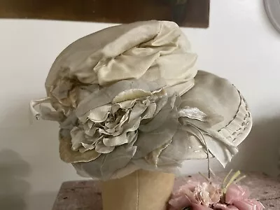 Beautiful Ladies Antique Silk Hat Early 1900 Millinery Flowers • $110