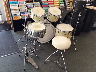 Slingerland 70’s Drum Set W/ Hardware And Hard Cases • $1899.99