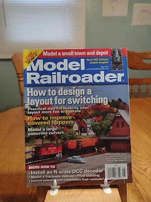 Model Railroader Magazine: May  2011 (RRR4).  • $1.75