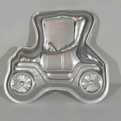 VTG 1975 Car Shaped Single Metal Cake Pan Baking Mold By Wilton Buggy Classic • £11.57