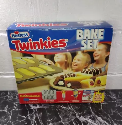 Vintage Hostess Twinkies Bake Set Nonstick Baking Pan Pastry Bag Recipe Booklet • $22.94