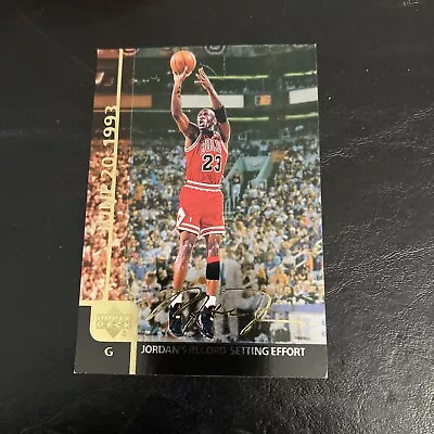 1999 Upper Deck Michael Jordan Gatorade #MJ3 Michael Jordan OVERSIZED  • $15