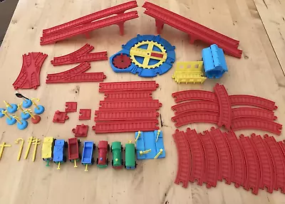 Mettoy Playcraft Train Set - Vintage Plastic - Track Level Crossing Trains Etc • £16