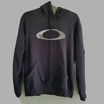 Oakley Pullover Hoodie Medium Sweater Kangaroo Pockets Logo Black • $12
