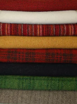 HAND DYED RUG HOOKING WOOL Mill-Dyed ~  ALL THINGS CHRISTMAS  (8-pc. Combo) • $26.95