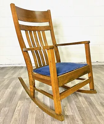 Mission Oak Arts And Crafts Style Tiger Oak Rocking Chair • $399.20