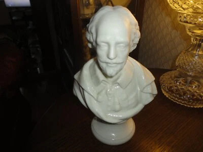 £280 • Buy A Lovely 1st Period Belleek  Bust Of Shakespeare