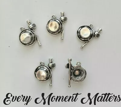 £2.49 • Buy 5 X Tibetan Silver GROOMS WEDDING TOP HAT & CANE MAGICIANS HAT & WAND 3D Charm
