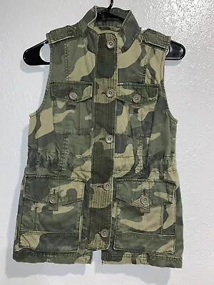 Women’s Abercrombie & Fitch Green Camo Cargo Pocket Vest XS EUC • $20.99