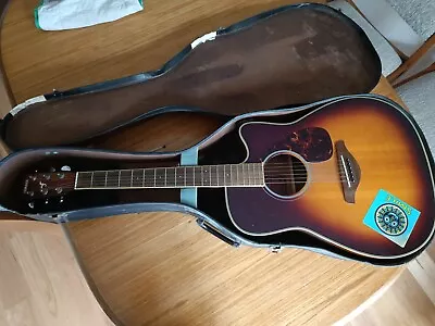 Yamaha - Acoustic Electric Guitar  FGX 720SCA • $300