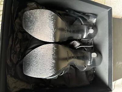 $400 • Buy Ysl Tribute 38