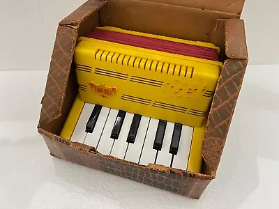 Vintage Emenee Plastic Keyboard Accordian Toy #403 In Original Box- Works • $6.95