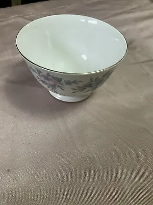 Colclough Bone China Sugar Bowl Pretty Copellia Pattern. • £1.99