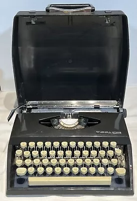 Adler Tippa S Typewriter Made In Holland. Hard Case • $100