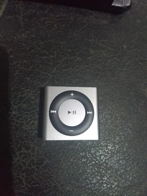 $64 • Buy Apple IPod Shuffle 4th Generation ( Silver) 