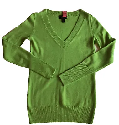 J. Crew Women’s 100% Italian Cashmere V Neck Longsleeve Sweater Green XXS • $39