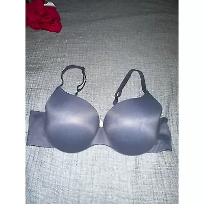 Victoria’s Secret Lined Demi Bra Size 36c • $10