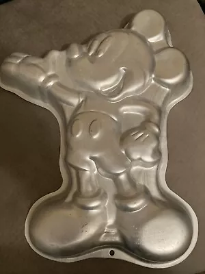 VTG Disney MICKEY MOUSE Cake Pan Mold Full Body 2105-3601 Insert 1995 Wilton • $11.70