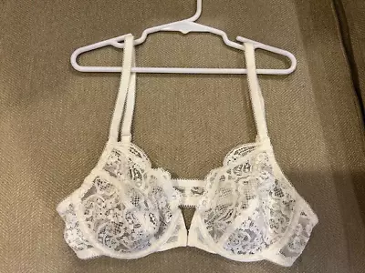 Vintage Wacoal Sheer Lace Bra 32B Ivory Adjustable Strap Front Clasp Style 85108 • $15