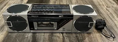 Vintage Sanyo Cubic Stereo M-7735 1985 Japan Boombox Radio Tape Recorder Player • $75