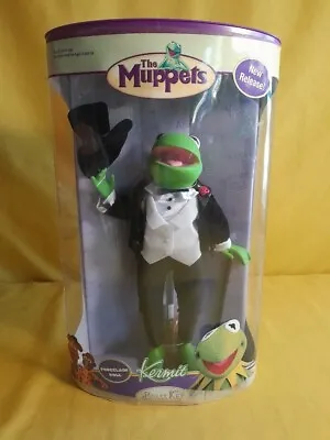 2006 The Muppets Porcelain Doll Brass Key Kermit 12  - O5 • $44.90