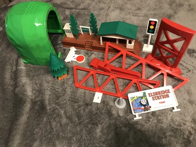 £4.99 • Buy Thomas The Tank Engine Tomy Trackmaster Platform, Hill, Sign, Accessories