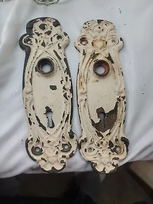 2 OLD ANTIQUE ORNATE VICTORIAN VINTAGE DOOR KNOB  BACK PLATES Cast Iron 7½   • $30