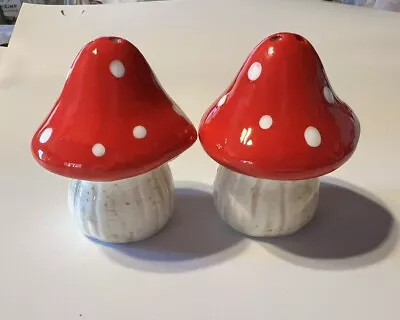 Red & White Mushroom Toadstool Salt & Pepper Shaker Set Ceramic NEW! • $18.88