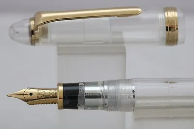 £150 • Buy Vintage (c1990) Sailor 1911 Profit? Demonstrator Medium Fountain Pen, GT