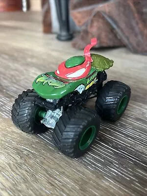 Raphael TMNT Teenage Mutant Ninja Turtles Hot Wheels Monster Jam 2006 Loose 1:64 • $9.26