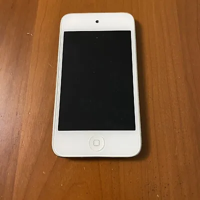 Apple IPod Touch 4th Generation 16 GB A1367 • $19.99