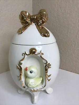 $18.99 • Buy Vintage Arnel's Tri Footed Hand Painted Easter Egg Chick Trinket Box With Lid.