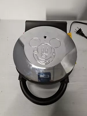 VillaWare Mickey's Waffler Mickey Mouse Single Waffle Maker #5555-01 DISNEY🧇 • $55