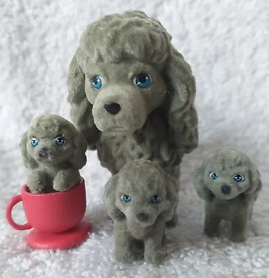 £8.95 • Buy Flocked Velvet Poodle Dog With Her 3 Puppies Ornament Dolls House  
