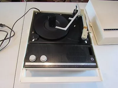 Vintage Motorola Record Player Solid State 50 • $99.99