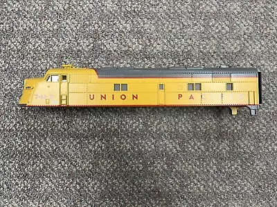 + MTH O Gauge RailKing Union Pacific #7-M-2 E-6 A Unit Diesel Engine Shell • $39.99