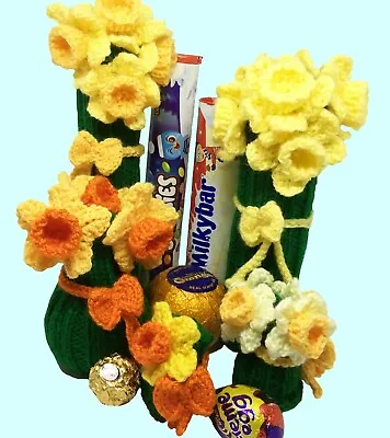 KNITTING PATTERN 410: 5 Daffodil Chocolate Holders Smarties Cream Egg Etc. • £2.85