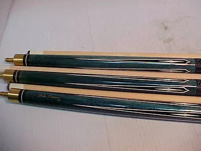 MIKE MASSEY 58   2 Pce Hardwood / Maple Pool Cue Stick 19 Oz Green Lot Of 3 #6  • $59.99