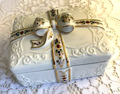 Lenox Musical Jeweled Christmas Present Trinket Box-Plays  Waltz Of The Flowers  • $19.50