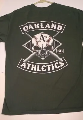 Oakland Athletics T-Shirt Size M MLB Baseball GILDAN Dry Blend Green Yellow Skul • $10.59