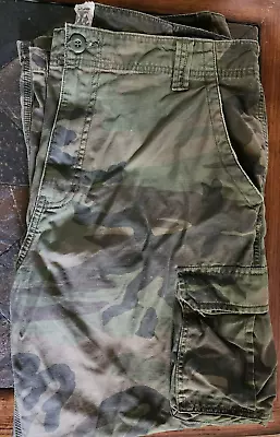 Vintage Y2K Army Camo Military 6-pocket Utility Cargo Painter Work 08940 Pants • $28.95