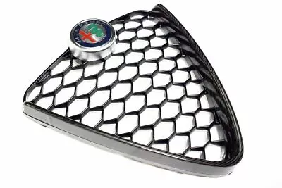 Alfa Romeo Giulia Veloce Carbon Fibre Grille & Badge Genuine  • $800