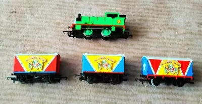 Hornby Thomas The Tank Percy Locomotive And Circus Wagons Supeb....99p... • £16.88