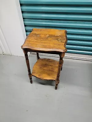 Vintage Wooden Side Table Preowned • $49.95