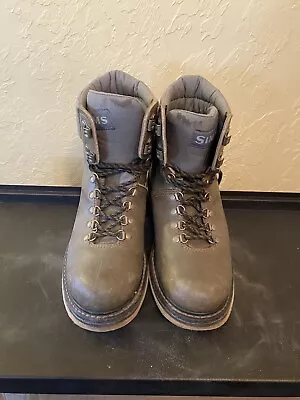 Simms Wading Boots Size 10 • $29.99