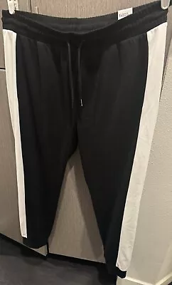 NEW Sports Illustrated XL Black Athletic Board Jogger Pants Stretch • $20