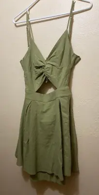 Zaful New With Tag's Women's Green Spagetti Strap Front/Back Cutout Dress Size S • $20